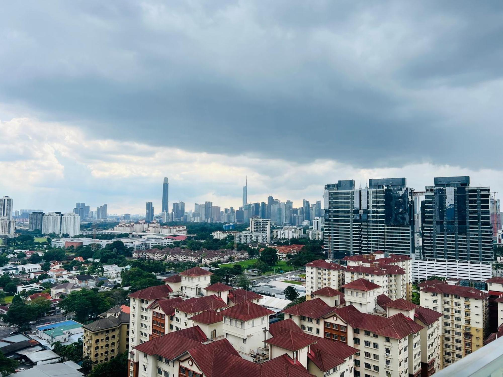 Reizz Residence By Classy Kuala Lumpur Exterior photo